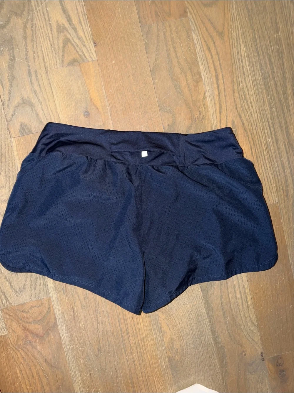 Nike Navy blue women’s lined running shorts size Large 3 inch inseam - Picture 2 of 4